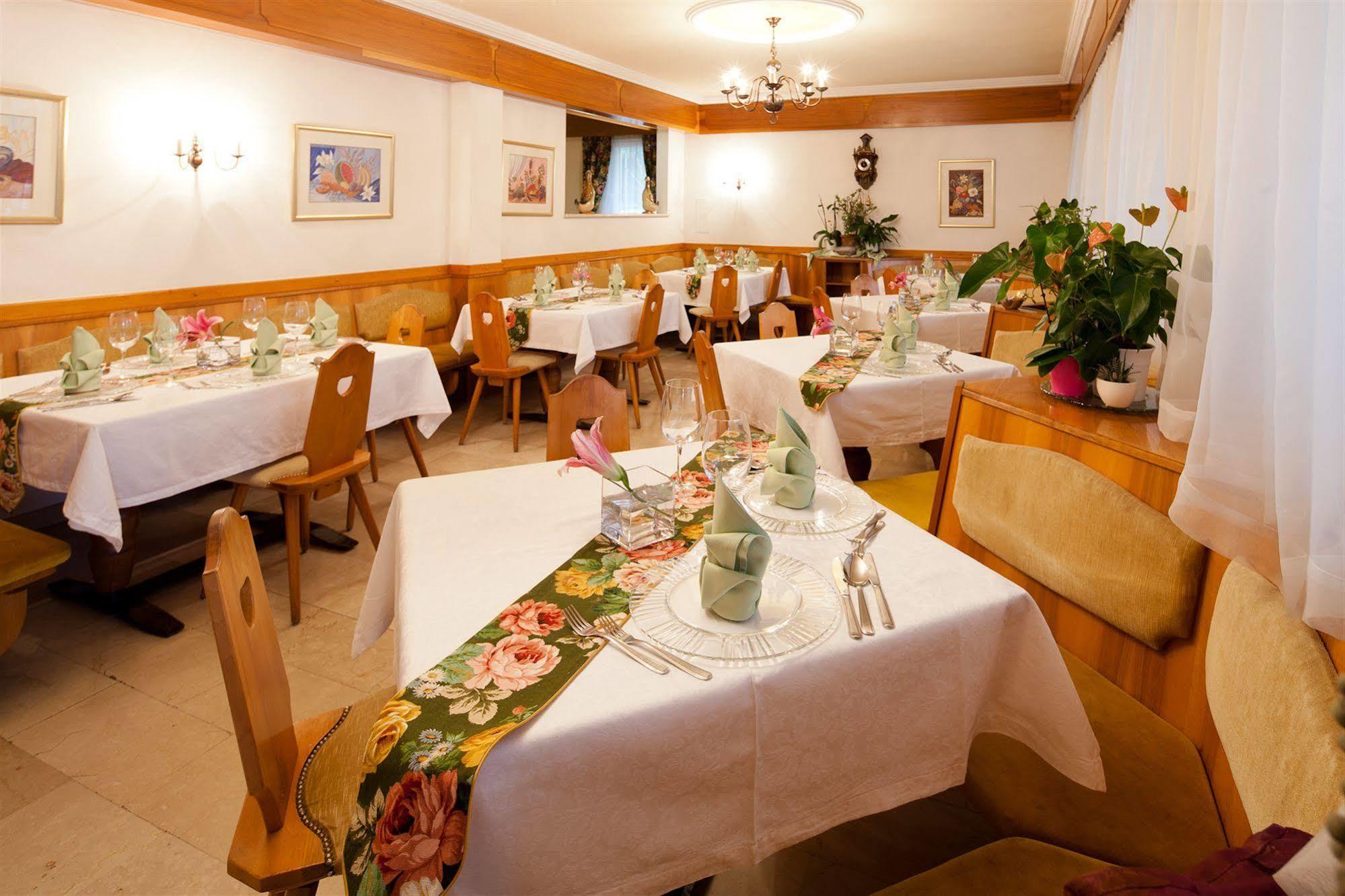 Hotel Aster Merano Luaran gambar